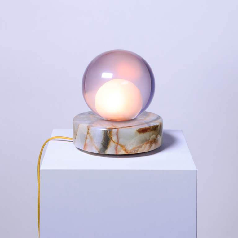 Bulbe-lamp-Adrian-Cruz (2)