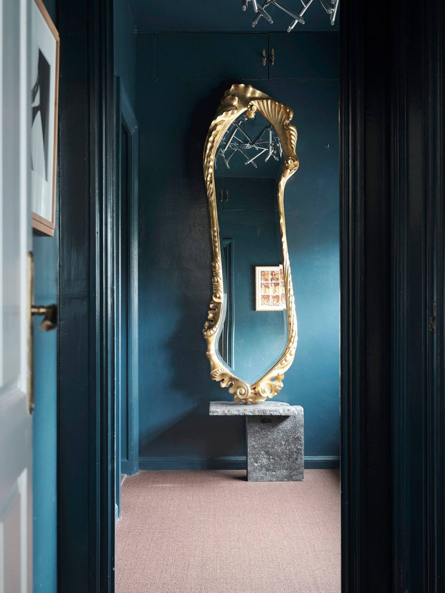 Calvet-mirror-Antoni-Gaudi-BD (3)