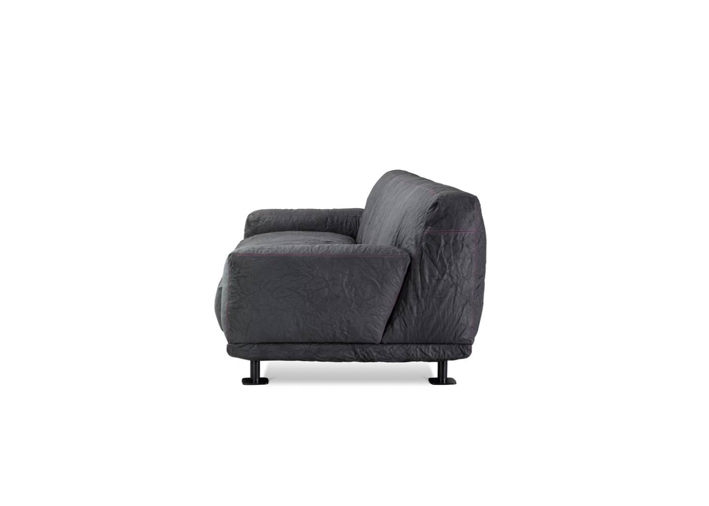 Newcastle-sofa-Giulio-Iacchetti-Meritalia (8)