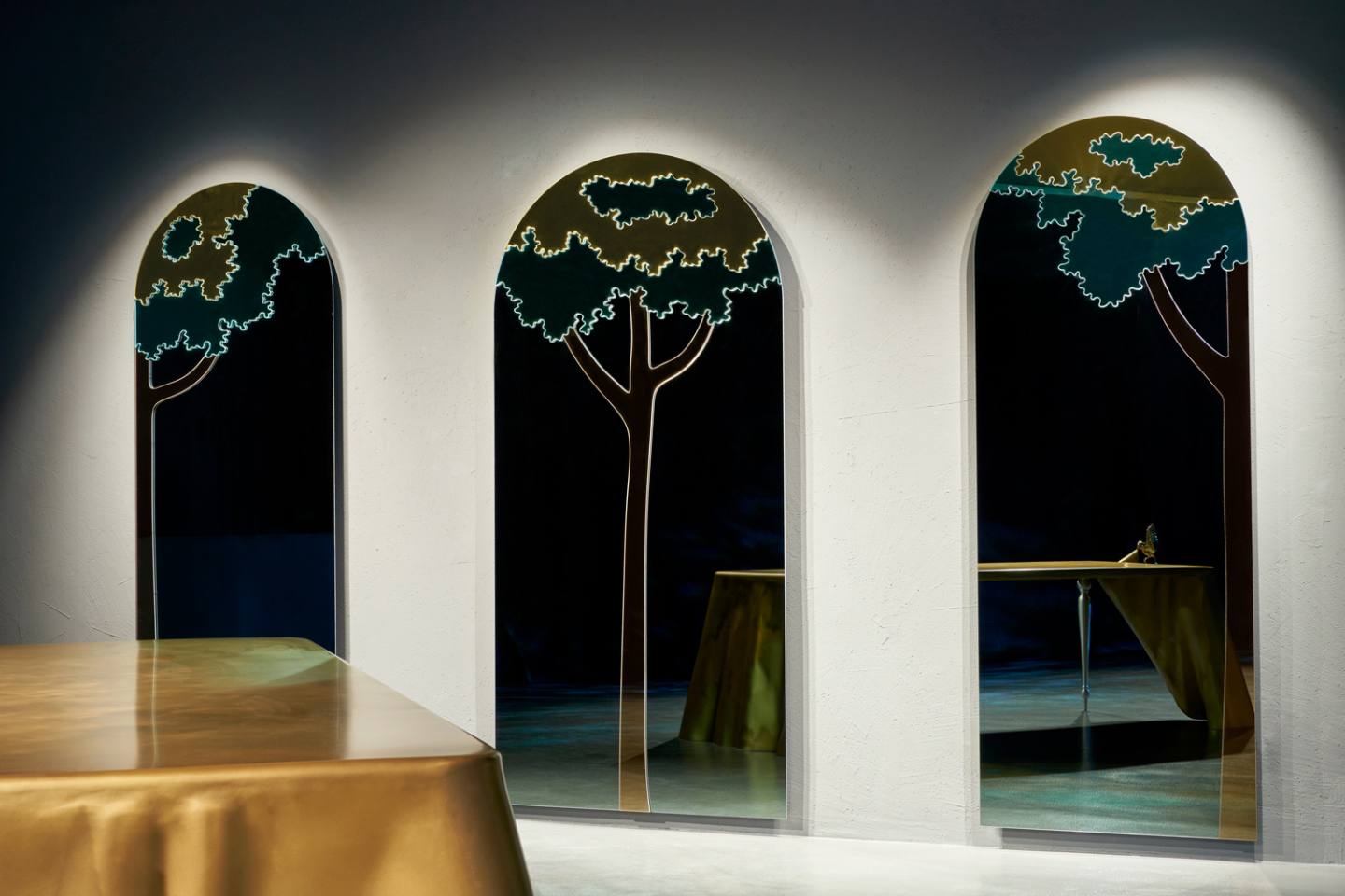 Reflective-woods-mirror-Alessandra-Baldereschi (2)