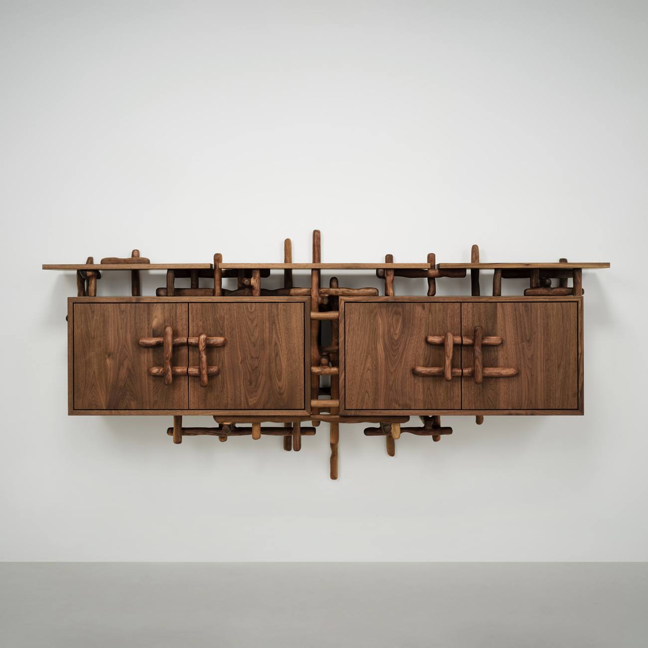 Hedera-credenza-Onno-Adriaanse (1)